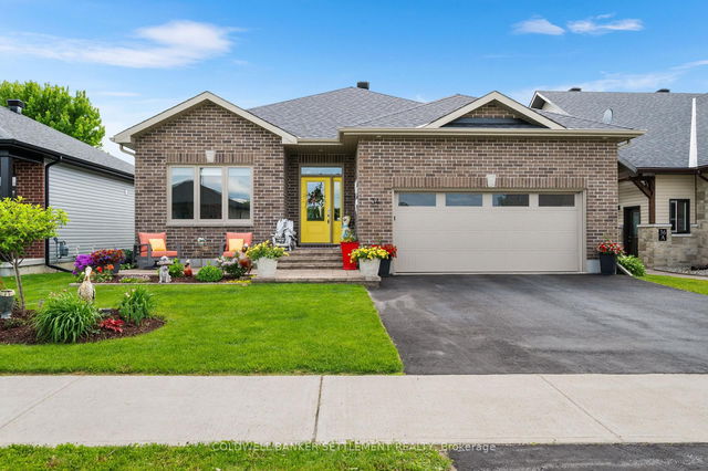 34 Senators Gate Drive