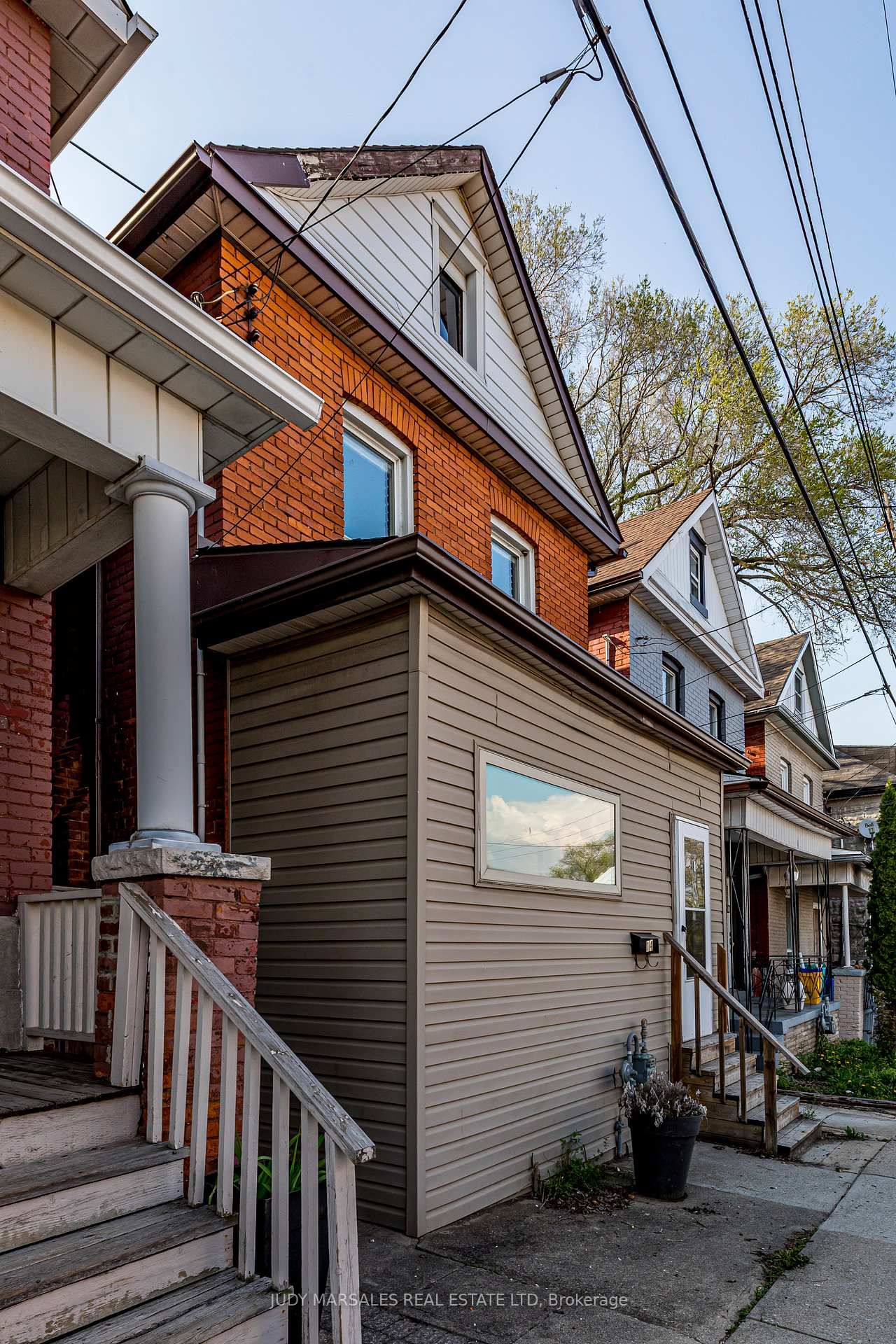 Detached House for sale at 14 Greig Street, Hamilton, Strathcona, L8R 2W7 - MLS: X12195719