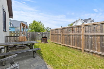 31 Broadway Ave, Welland - Broadway image-0-4