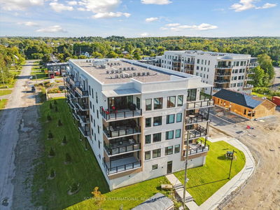 Unit 404 — 19B West St, Kawartha Lakes - Fenelon Falls image-0-1