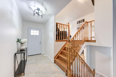 59 Sprung Crt, Stratford - Stratford image-0-2