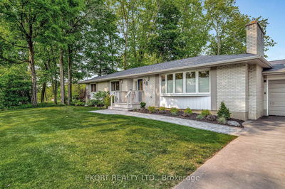 28 Fenwood Cres, Prince Edward County - Ameliasburg Ward image-0-2