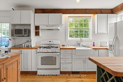 782 County Rd 49, Prince Edward County - Picton image-0-3