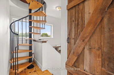 782 County Rd 49, Prince Edward County - Picton image-0-4