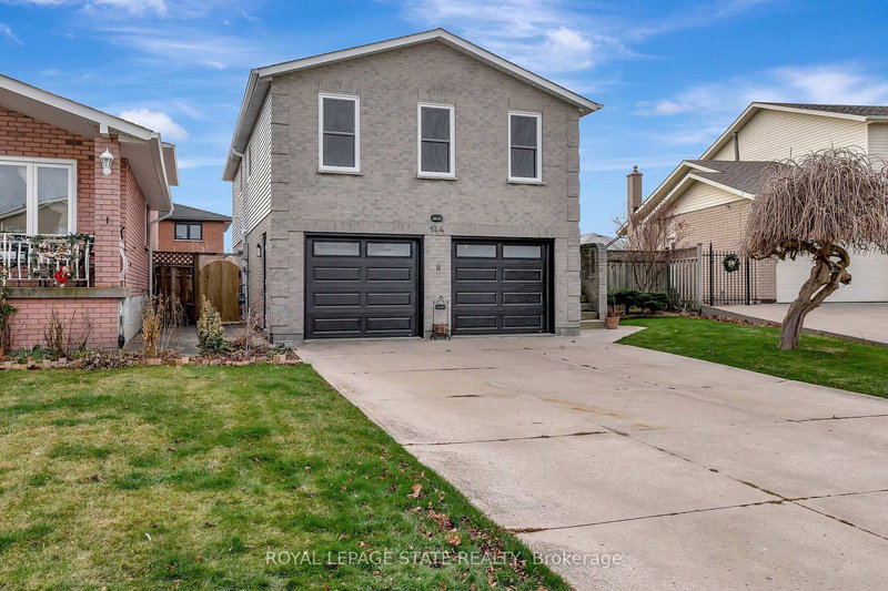 Upper Level - 144 Ravenbury Dr, Hamilton, L8W 2B5 | Image 2