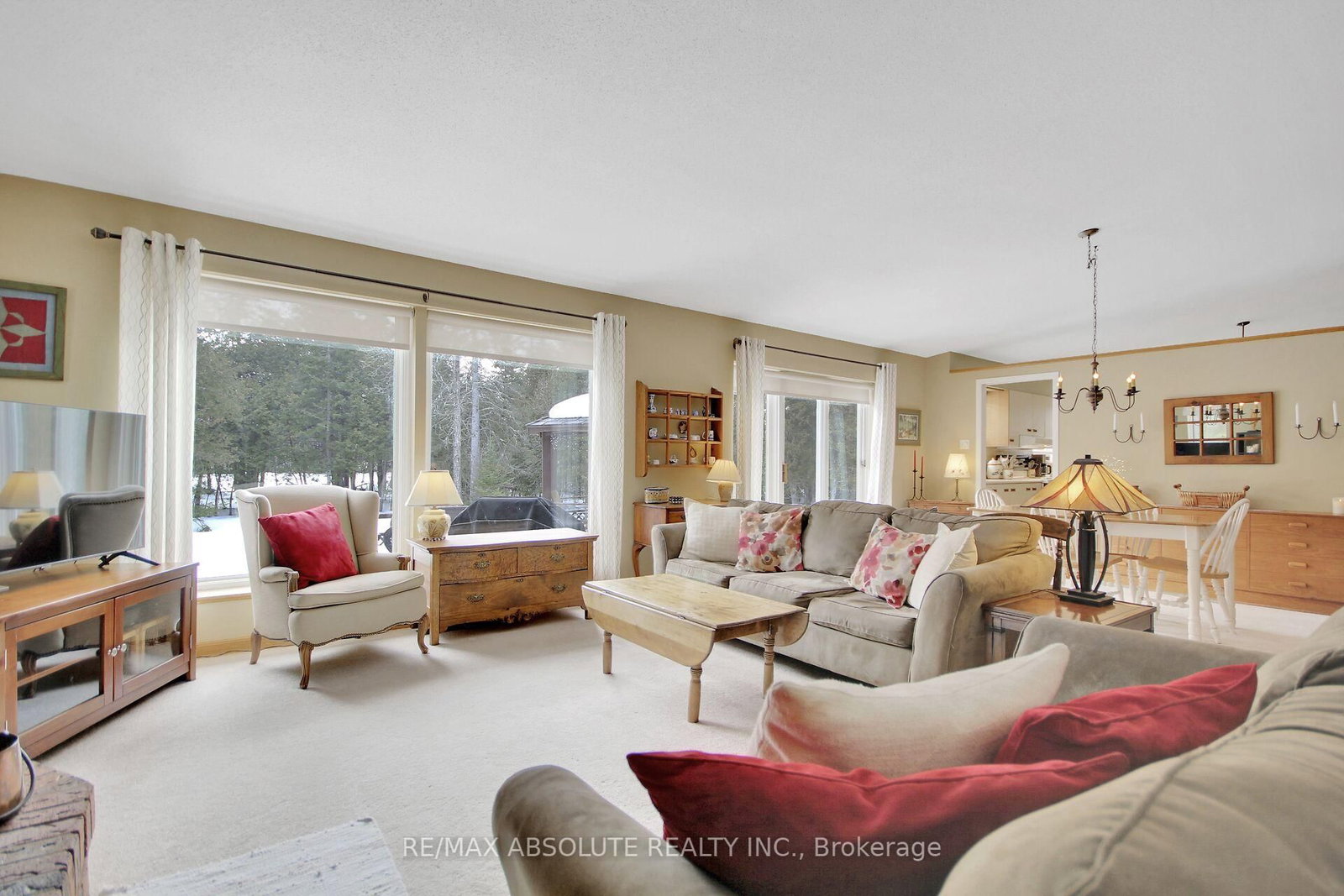 Listing Image 7