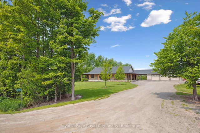 8720 15 Side Road