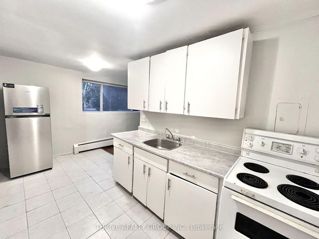 216 - 1455 Trafalgar Street