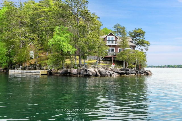 1 LITTLE GRENADIER Island