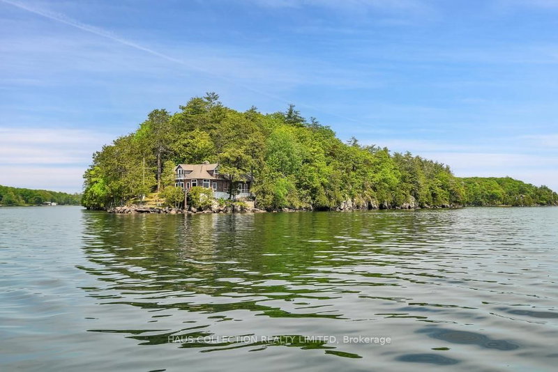 1 LITTLE GRENADIER Island, Leeds and the Thousand Islands, K0E 1V0 | Image 3