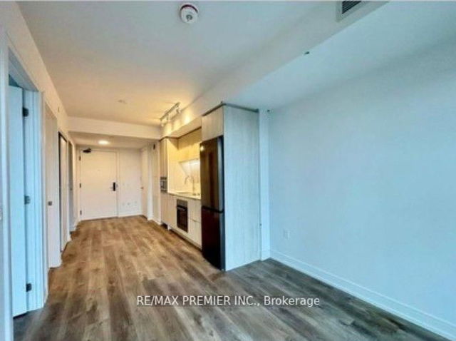 429 - 1 Jarvis Street