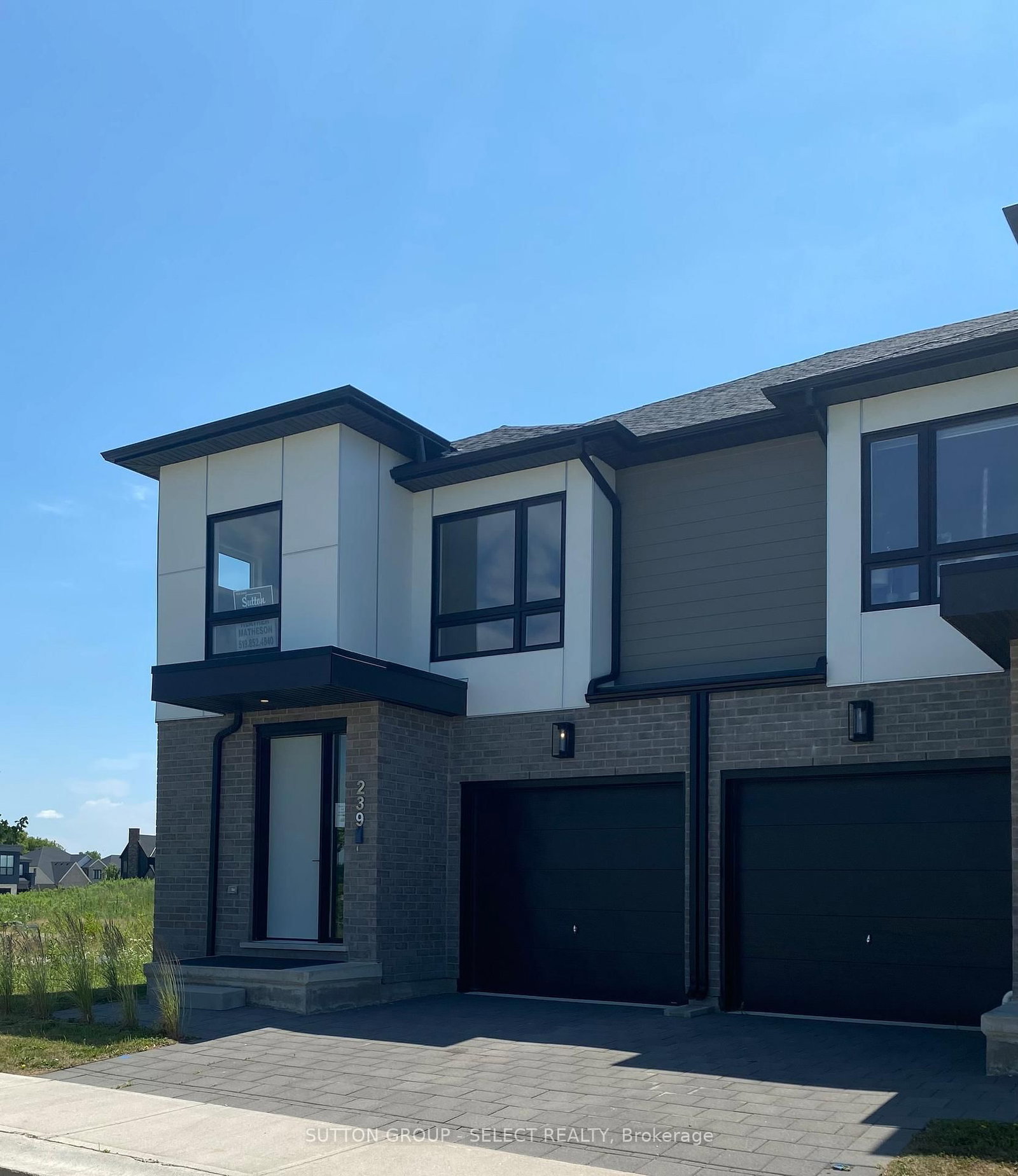 175 DOAN Drive • #239 • Middlesex Centre, ON photo 1