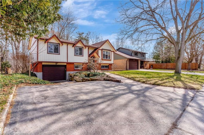 90 Amos Ave, Waterloo, N2L 5C4 | Image 3