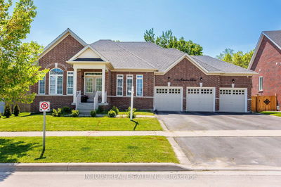 105 Johnson Dr, Shelburne - Shelburne