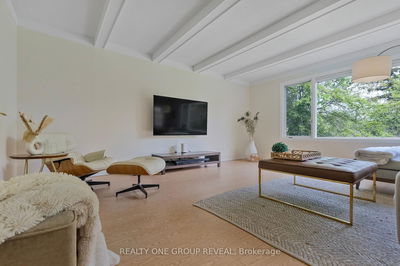 120 Riverbank Dr, Cambridge -  image-0-4
