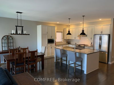 819 Tewin Circ, Orleans - Camelot image-0-3