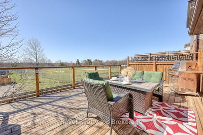 7 Woodhatch Cres, Ingersoll - North image-0-3