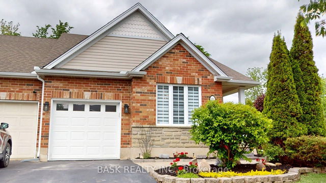 87 Schroder Crescent