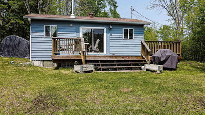 1120 English Circ, Highlands East - Glamorgan