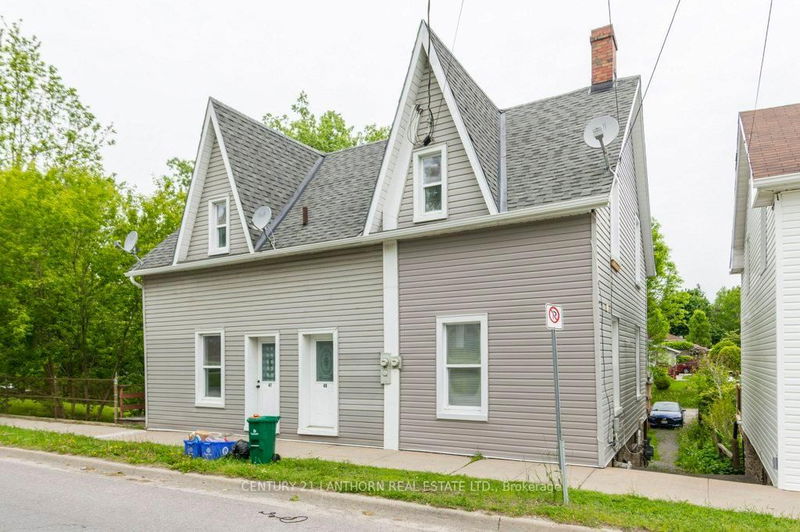 47-49 Union St, Prince Edward County - Picton Ward image-0-0