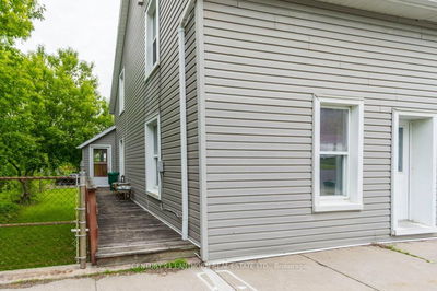 47-49 Union St, Prince Edward County - Picton Ward image-0-2