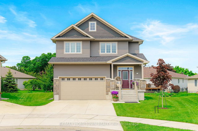 138 WILDWOOD Crescent