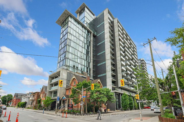 1208 - 224 Lyon Street