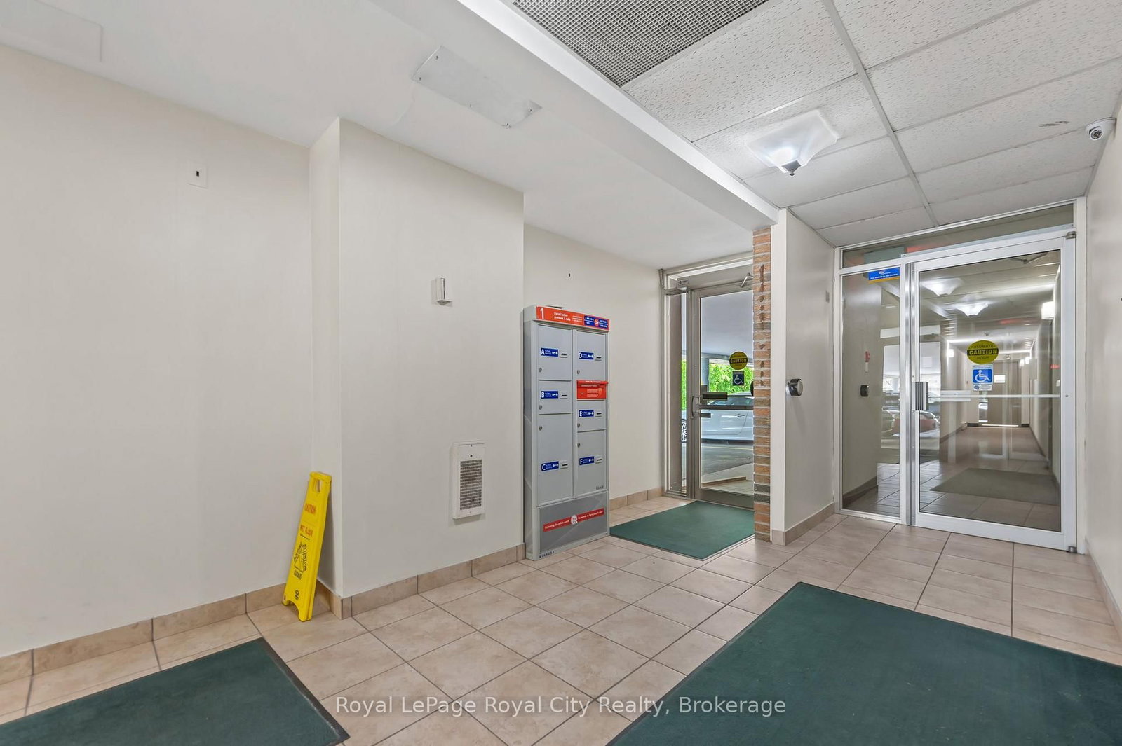 104-234 Willow Rd, Guelph, view 17