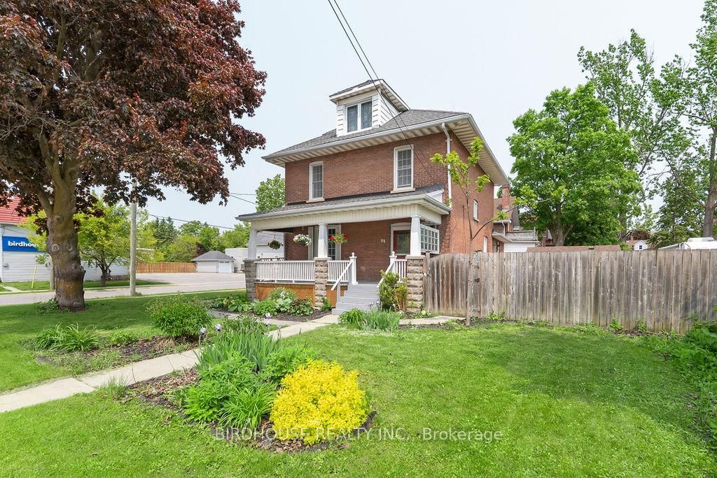 Property at 96 Lindsay