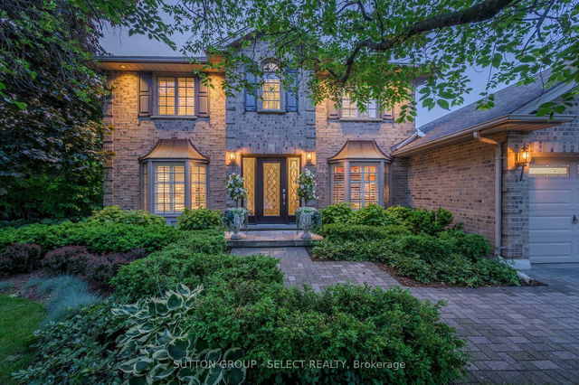 408 Sunnyside Crescent
