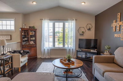 92 Ridge St, Strathroy-Caradoc - SW image-0-3