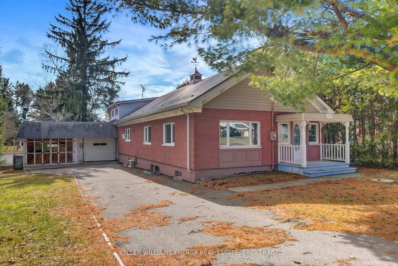 375 Bloomfield Main St, Prince Edward County - Bloomfield Ward image-0-0
