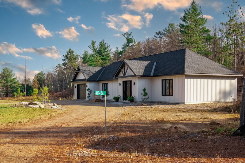 41948A COMBERMERE Rd, Barry's Bay, K0J 1B0 | Image 3