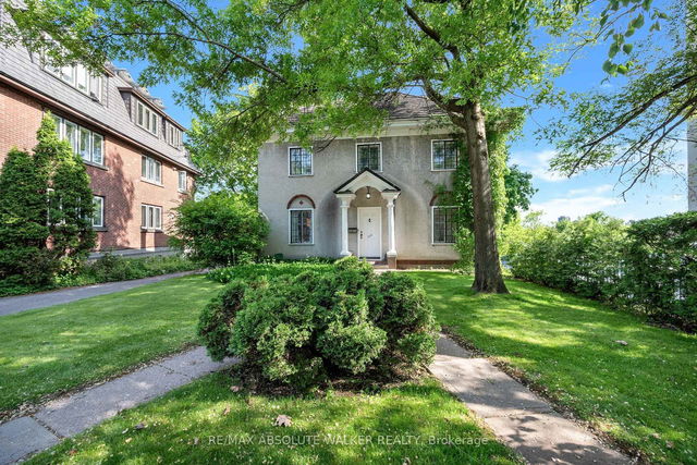 210 Rideau Terrace