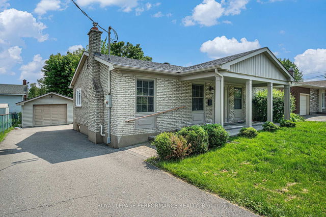 1505 2nd Street E
