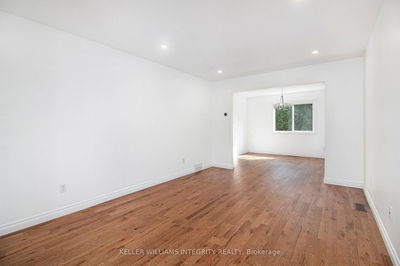2044 Wildflower Dr, Orleans - Queenswood Heights South image-0-2
