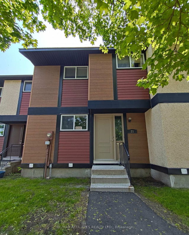 21 McClintock Way