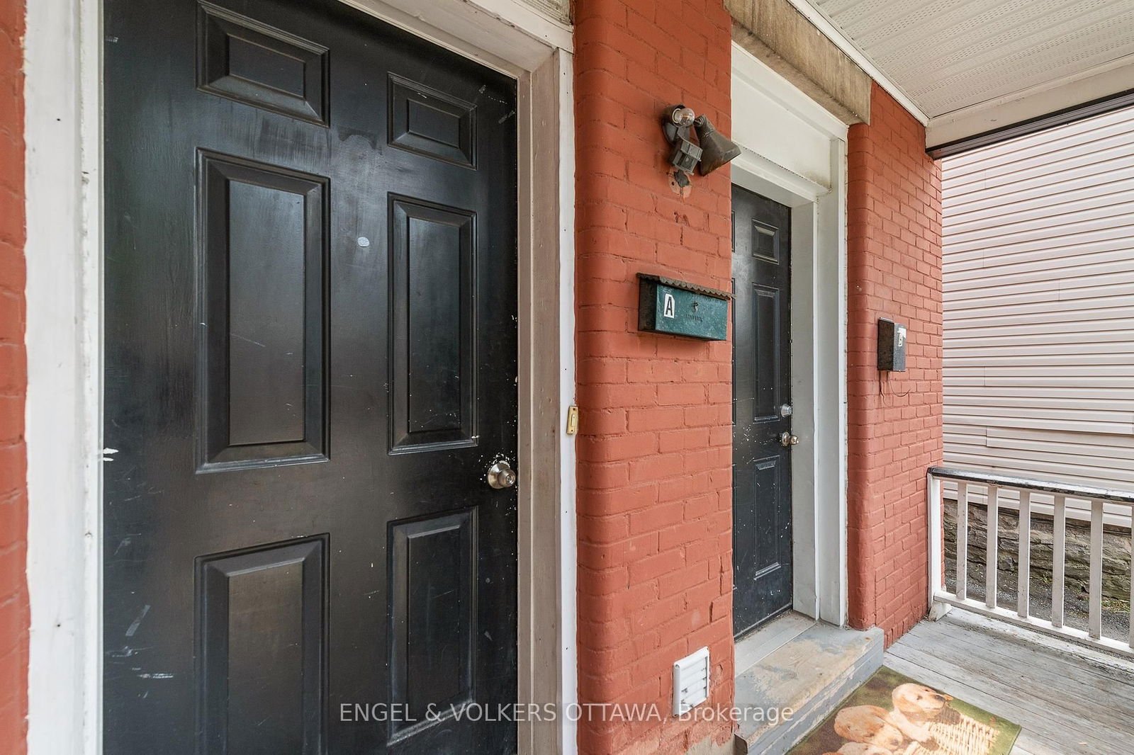 Listing photo 3