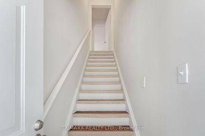 62 Pine St, Thorold - Thorold Downtown image-0-3