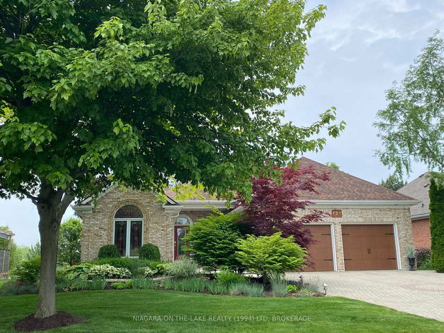 629 Simcoe Street