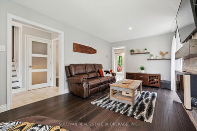 72 Middlemiss Cres, Cambridge -  image-0-4