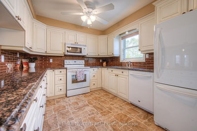 309 Christopher Dr, Cambridge -  image-0-4