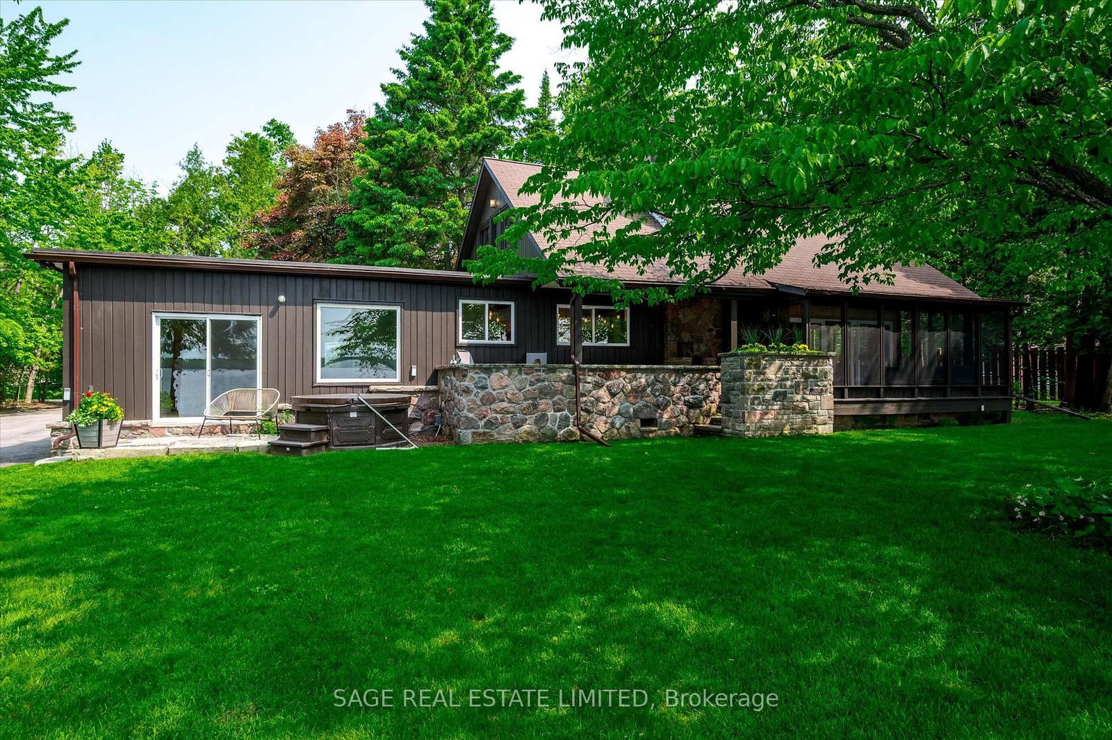 Listing Image 44