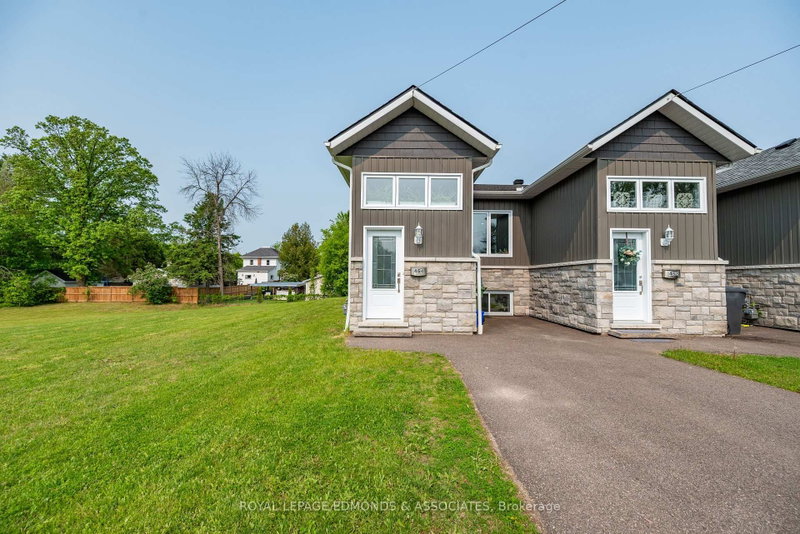 464 Dominion Street, Pembroke