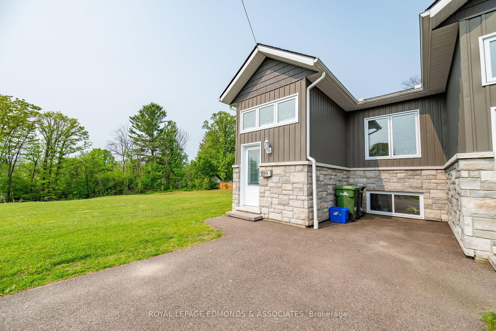 Listing Image 41