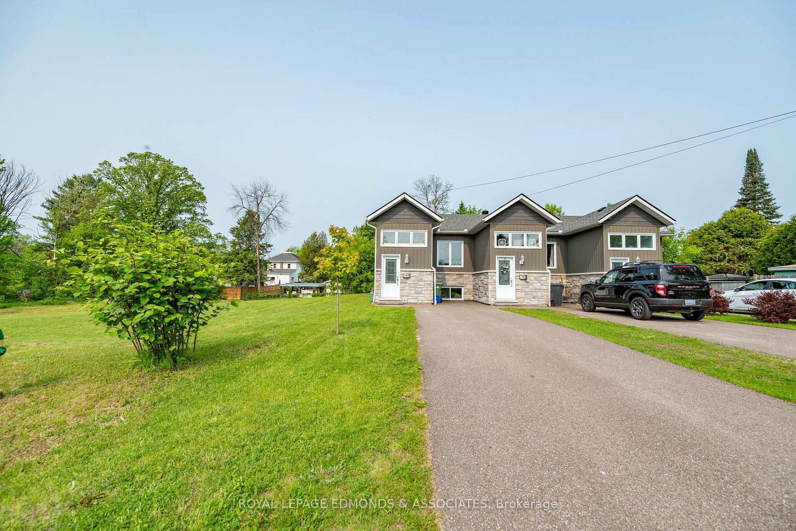 Listing Image 43