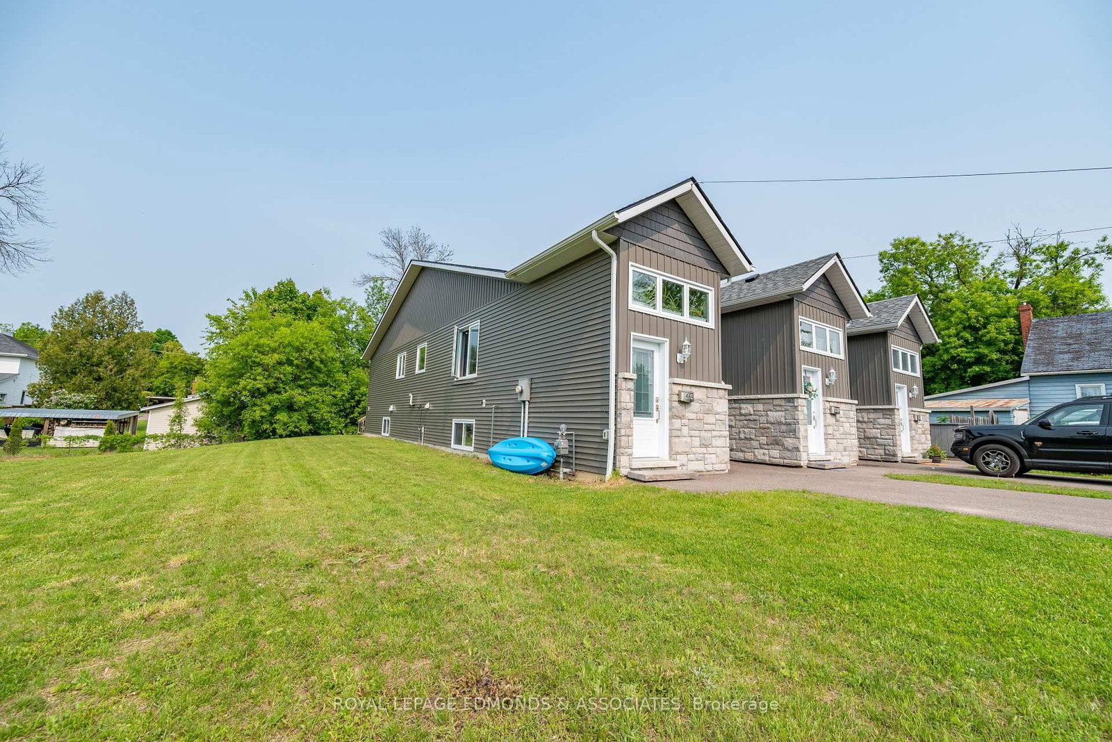 Listing Image 44