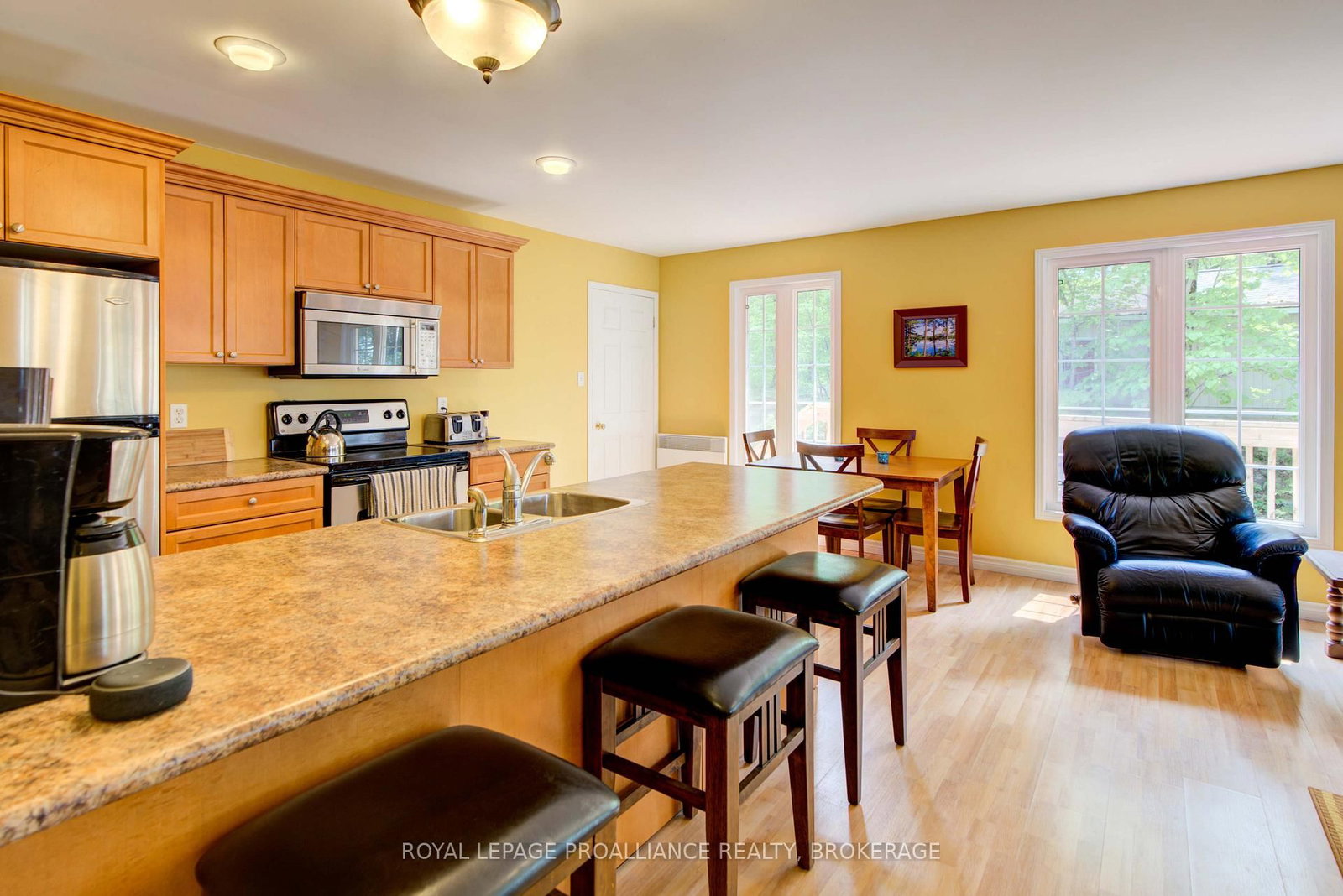Listing Image 22