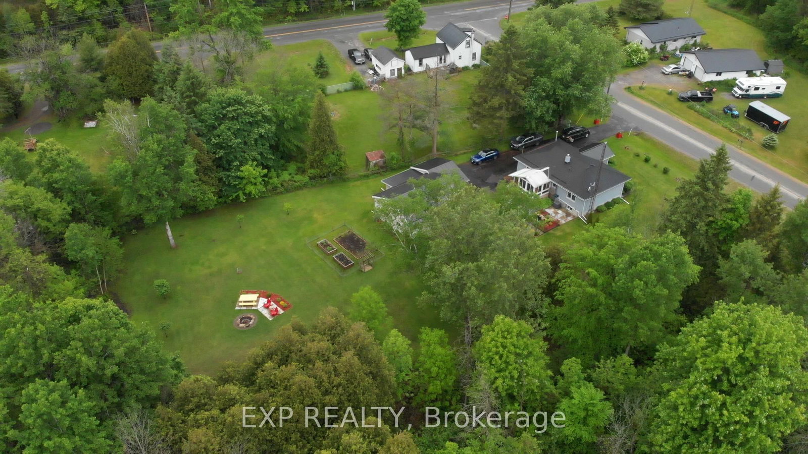 Listing Image 40