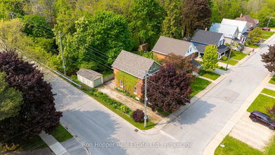 695 9th St, Owen Sound - Owen Sound image-0-4